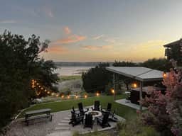 Lake House : Dock & Slip : Heated Pool : Boat Launch : Beach : Game Room - Image 4