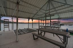 Lake House : Dock & Slip : Heated Pool : Boat Launch : Beach : Game Room - Image 5