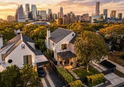 New Build | Downtown Views, Pool, Spa & Walkable - Image 2