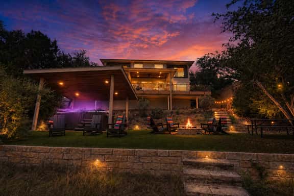 Lake House : Dock & Slip : Heated Pool : Boat Launch : Beach : Game Room - Image 1