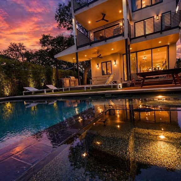 New Build | Downtown Views, Pool, Spa & Walkable - Image 1