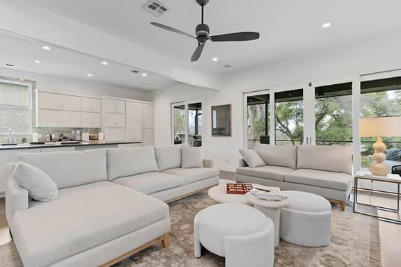 Downtown Oasis : Heated Pool : Spa : Outdoor Living/Dinning : Game Room - Image 3