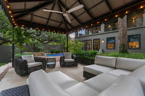 Downtown Retreat: sleeps 24 : 2 Pools/Spas : Gyms : Game Rooms : Fire Pit - Image 5