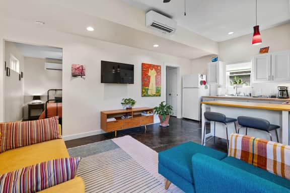 Secluded Guest House in beautiful setting - Image 2
